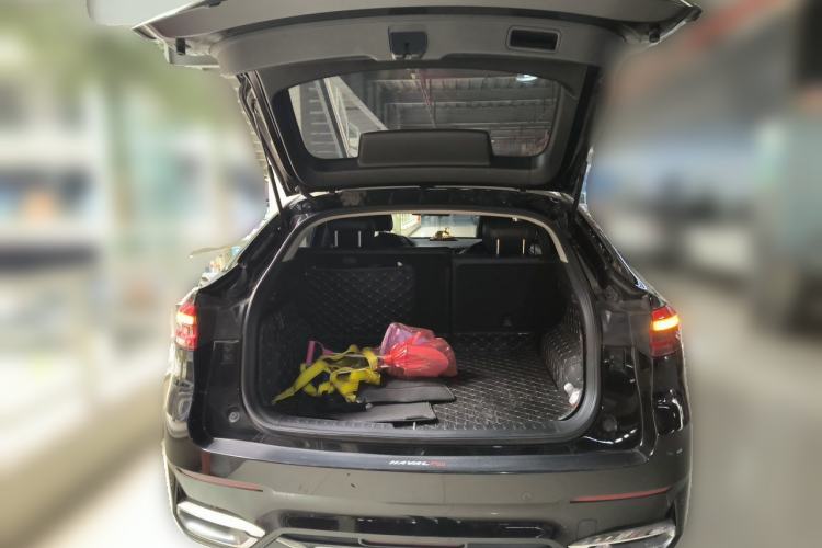 Used Haval F7 2020 1.5T Two-Wheel Drive i-Type Trunk