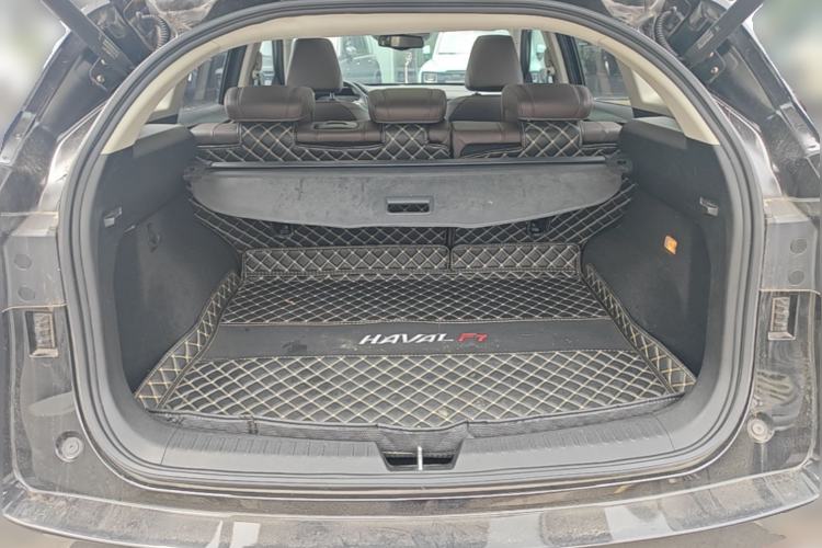 Used Haval F7 2020 1.5T Two-Wheel Drive i-Trend Trunk