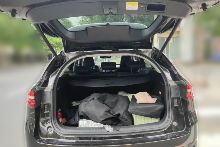Used Haval F7 2020 2.0T Two-Wheel Drive i-Van Trunk