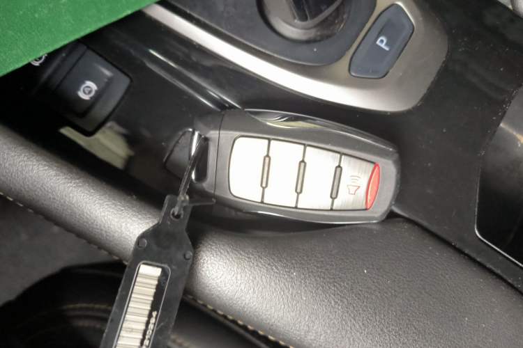 Used Haval F7 2020 1.5T Two-Wheel Drive i-Type Vehicle Key