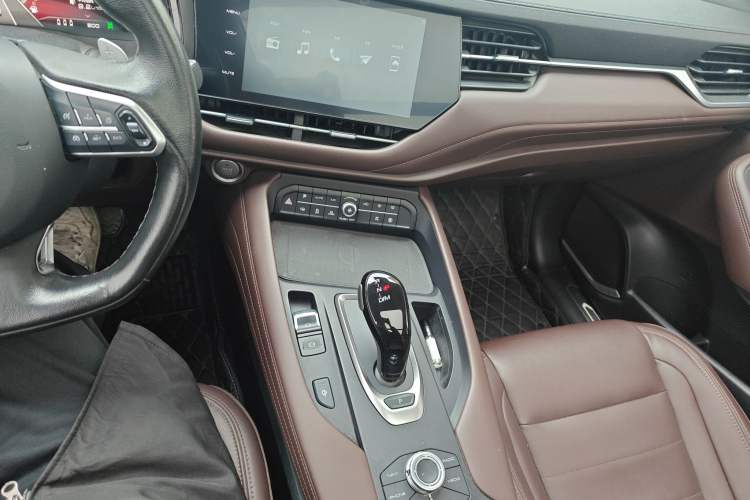 Used Haval F7 2020 1.5T Two-Wheel Drive i-Trend Audio And AC Panel