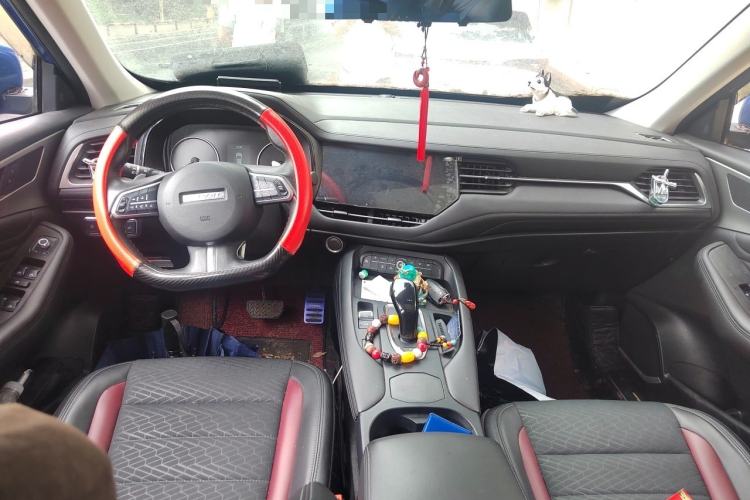 Used Haval F7 2020 1.5T Two-Wheel Drive iCool Center Console