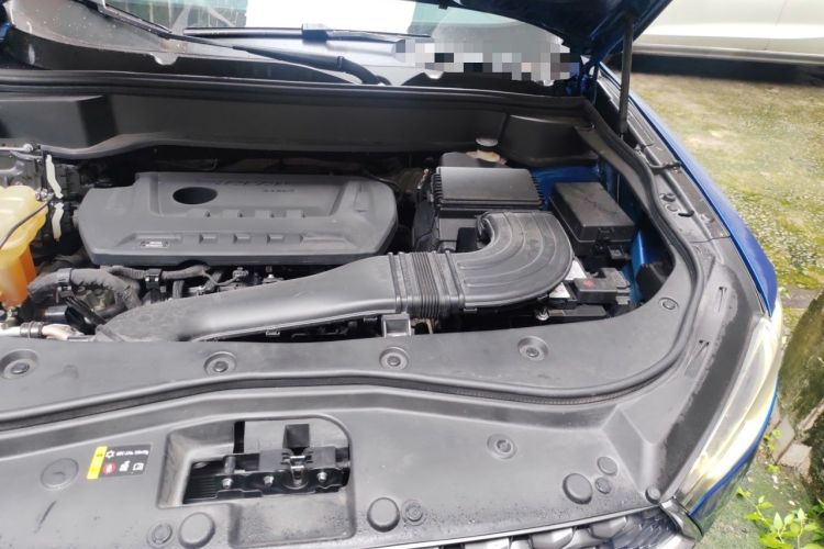 Used Haval F7 2020 2.0T All-Wheel Drive iJoy Engine Bay Left
