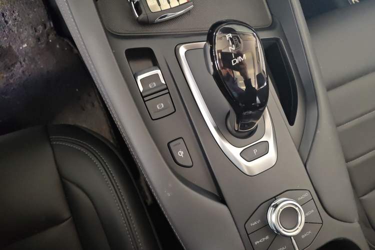 Used Haval F7 2020 1.5T Two-Wheel Drive i-Trend Gear Lever
