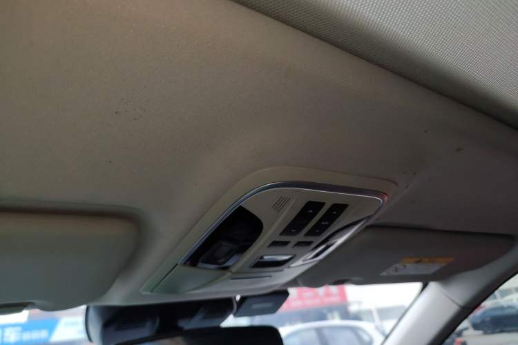 Used Haval F7 2020 1.5T Two-Wheel Drive iCool Headliner