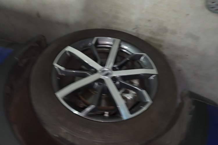 Used Haval F7 2020 1.5T Two-Wheel Drive i-Trend Left Front Wheel Hub