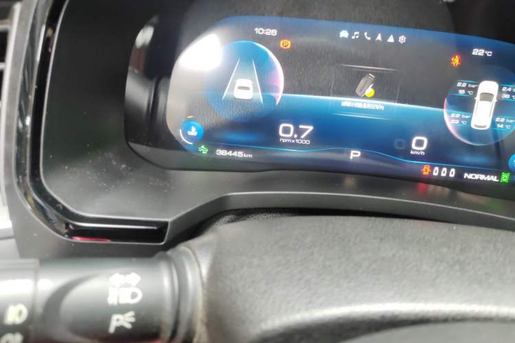 Used Haval F7 2020 2.0T All-Wheel Drive iJoy Odometer Close Up