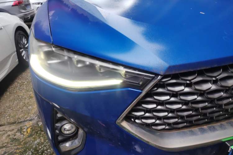 Used Haval F7 2020 2.0T All-Wheel Drive iJoy Right Front Headlight