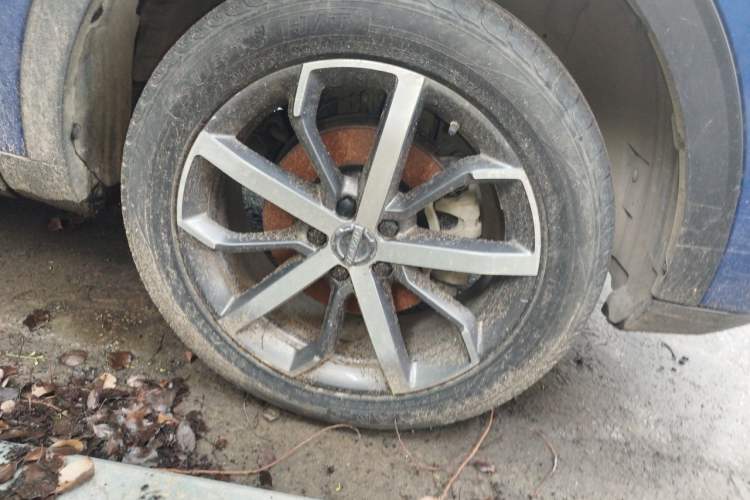 Used Haval F7 2020 1.5T Two-Wheel Drive i-Trend Right Front Wheel Hub