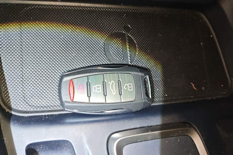 Used Haval F7 2020 1.5T Two-Wheel Drive i-Trend Vehicle Key