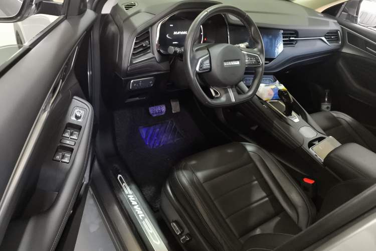 Used Haval F7 2020 2.0T Two-Wheel Drive i-Active Driver Seat