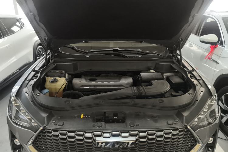 Used Haval F7 2020 2.0T Two-Wheel Drive i-Active Engine Bay