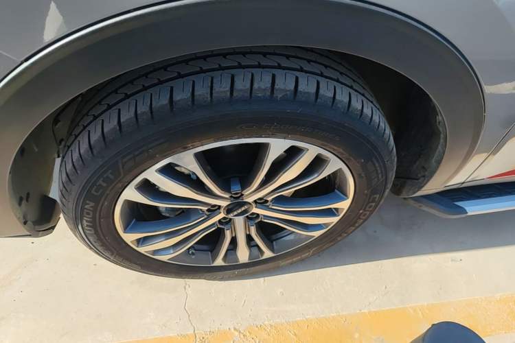 Used Haval F7 2020 2.0T Two-Wheel Drive i-Van Exterior 1