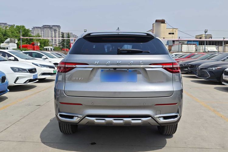 Used Haval F7 2020 2.0T Two-Wheel Drive i-Van Exterior 4