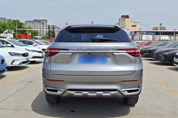 Used Haval F7 2020 2.0T Two-Wheel Drive i-Van Exterior 6