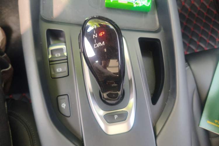 Used Haval F7 2020 1.5T Two-Wheel Drive i-Trend Gear Lever