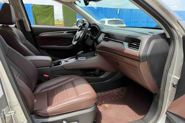 Used Haval F7 2020 1.5T Two-Wheel Drive i-Trend Interior 5