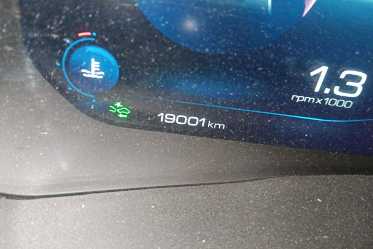 Used Haval F7 2020 1.5T Two-Wheel Drive i-Trend Odometer Close Up