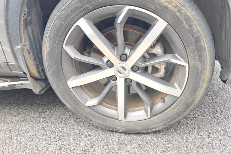 Used Haval F7 2020 1.5T Two-Wheel Drive i-Type Right Front Wheel Hub