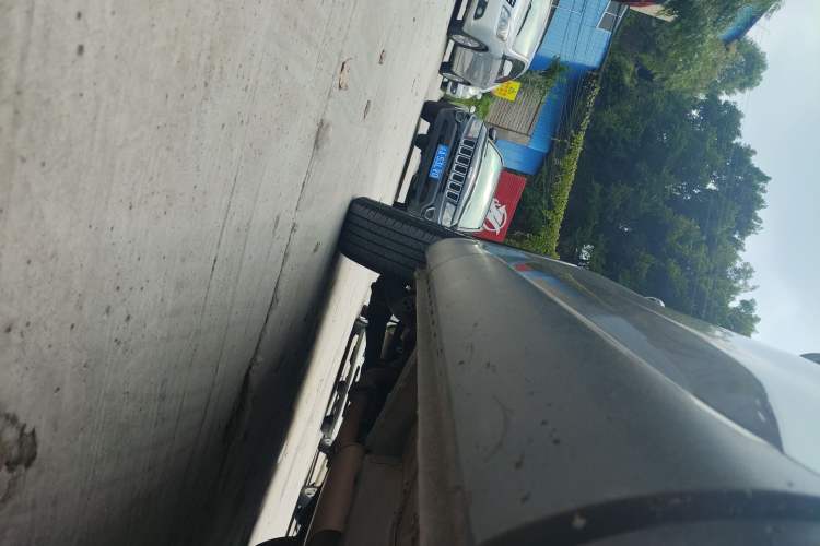 Used Haval F7 2020 2.0T All-Wheel Drive iJoy Right Side Sill