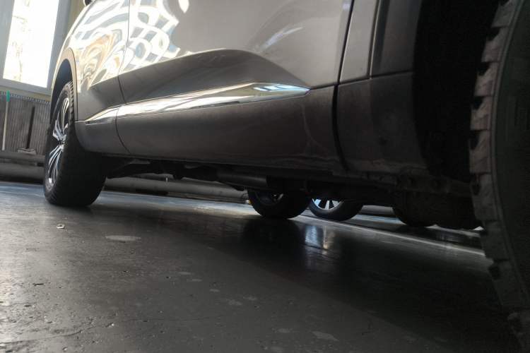 Used Haval F7 2020 2.0T Two-Wheel Drive i-Active Right Side Sill