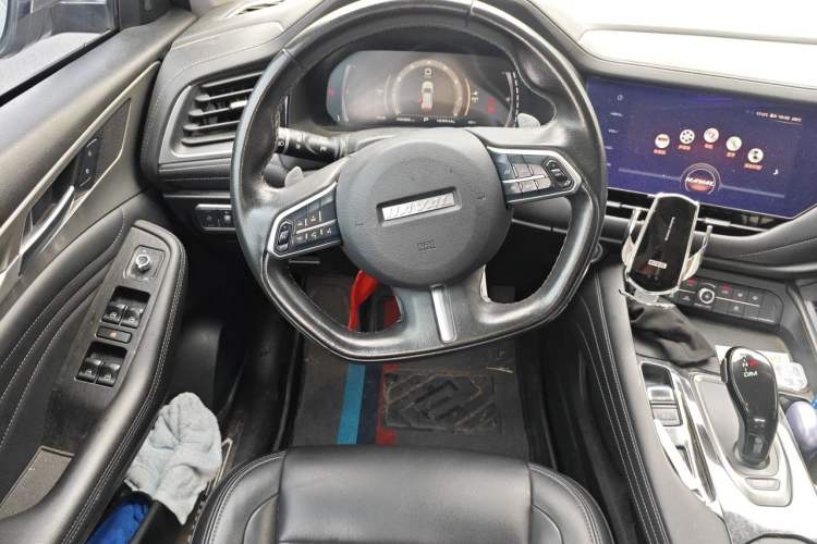 Used Haval F7 2020 1.5T Two-Wheel Drive i-Type Steering Wheel