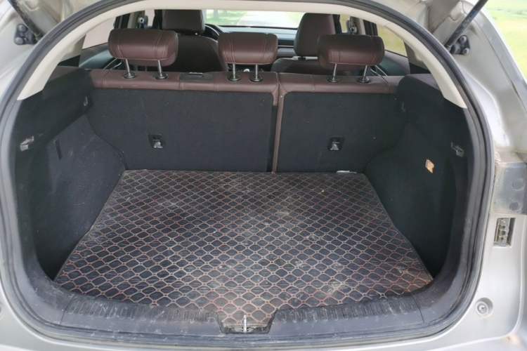 Used Haval F7 2020 1.5T Two-Wheel Drive i-Trend Trunk