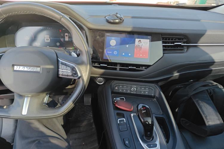 Used Haval F7 2020 1.5T Two-Wheel Drive i-Trend Center Console