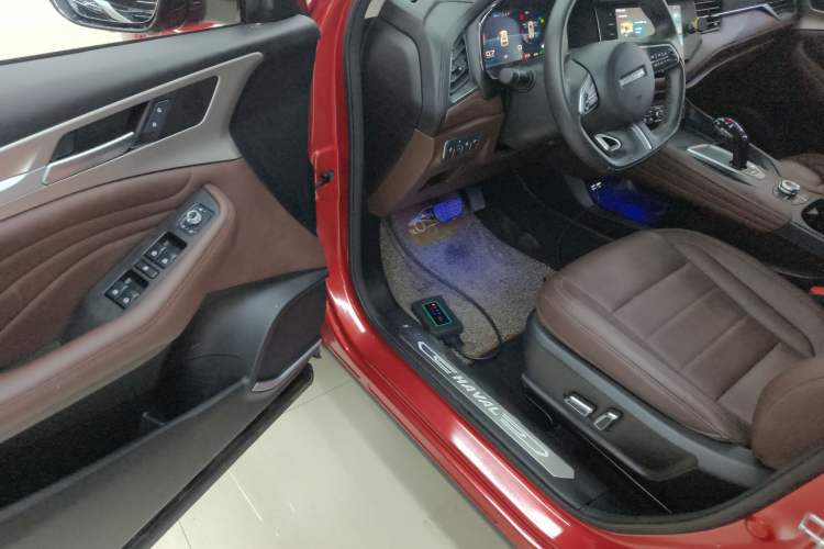 Used Haval F7 2020 2.0T Two-Wheel Drive i-Van Driver Seat