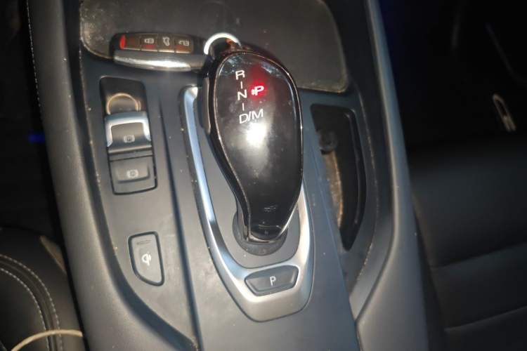 Used Haval F7 2020 1.5T Two-Wheel Drive i-Trend Gear Lever