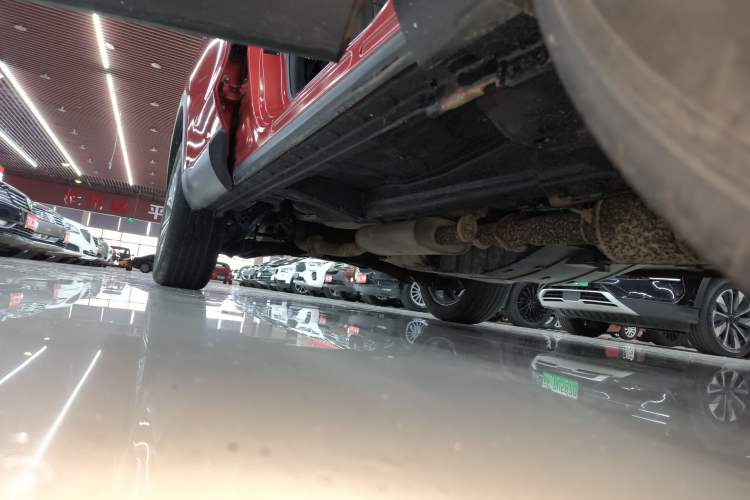 Used Haval F7 2020 2.0T Two-Wheel Drive i-Van Right Side Sill