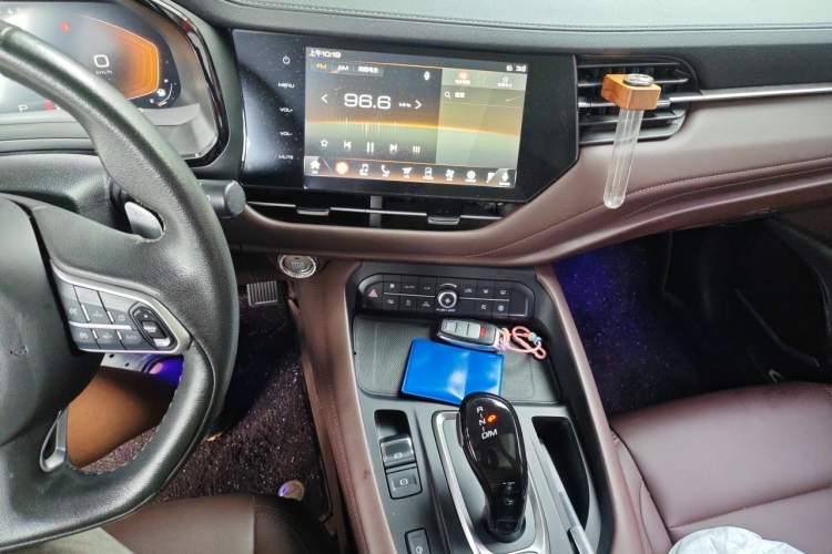 Used Haval F7 2020 1.5T Two-Wheel Drive i-Trend Audio And AC Panel