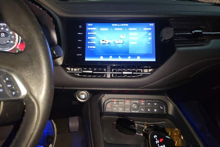 Used Haval F7 2020 2.0T All-Wheel Drive iJoy Audio And AC Panel