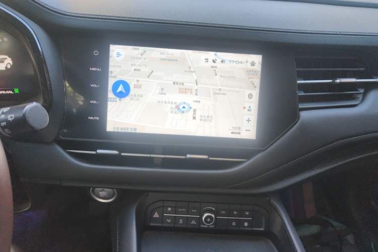 Used Haval F7 2020 2.0T Two-Wheel Drive i-Van Audio And AC Panel