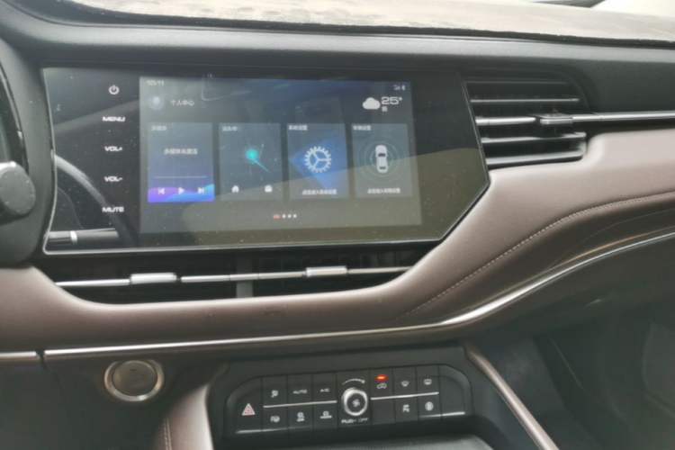 Used Haval F7 2020 1.5T Two-Wheel Drive i-Trend Audio And AC Panel