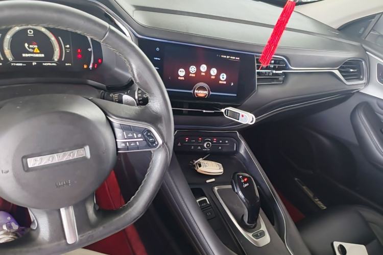 Used Haval F7 2020 1.5T Two-Wheel Drive i-Type Center Console