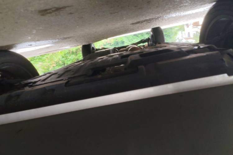 Used Haval F7 2020 2.0T Two-Wheel Drive i-Van Chassis Front