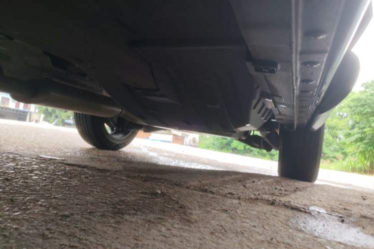 Used Haval F7 2020 2.0T Two-Wheel Drive i-Van Chassis Front Left