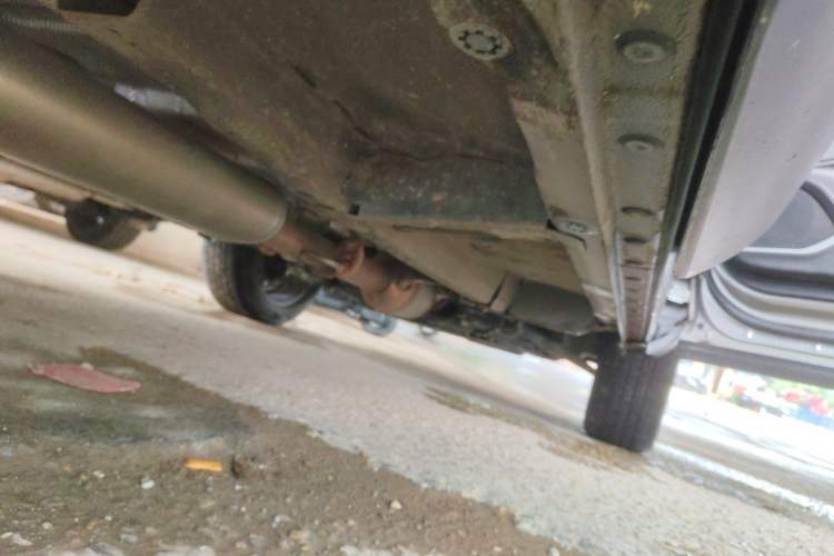 Used Haval F7 2020 2.0T Two-Wheel Drive i-Van Chassis Rear Right