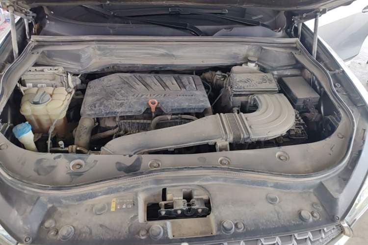 Used Haval F7 2020 1.5T Two-Wheel Drive i-Type Engine Bay