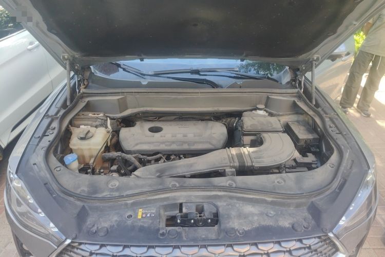 Used Haval F7 2020 2.0T Two-Wheel Drive i-Van Engine Bay