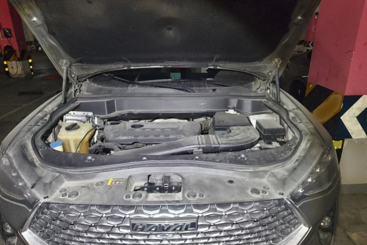 Used Haval F7 2020 2.0T Two-Wheel Drive i-Van Engine Bay