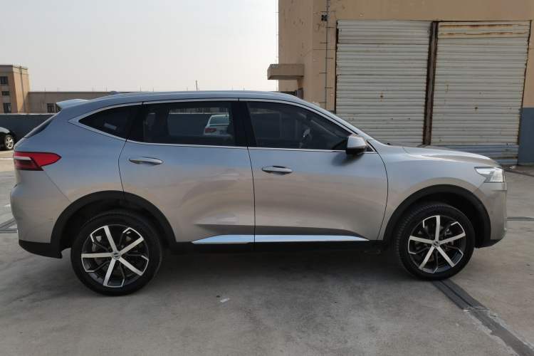 Used Haval F7 2020 1.5T Two-Wheel Drive i-Trend Exterior 2