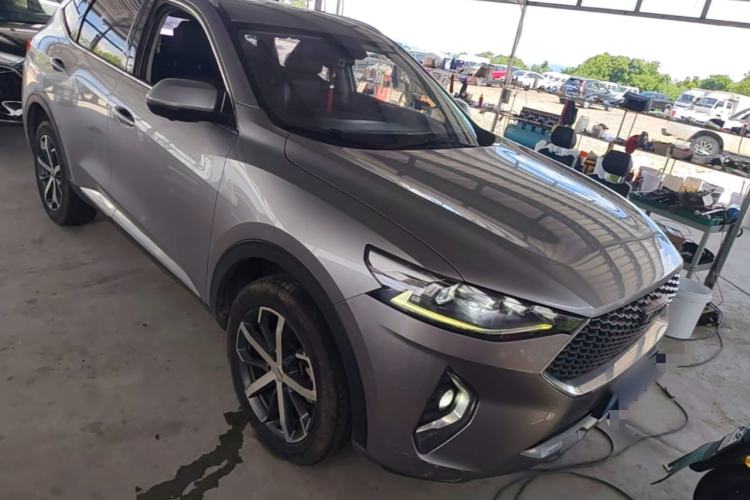 Used Haval F7 2020 1.5T Two-Wheel Drive i-Type Front Right 45 Deg