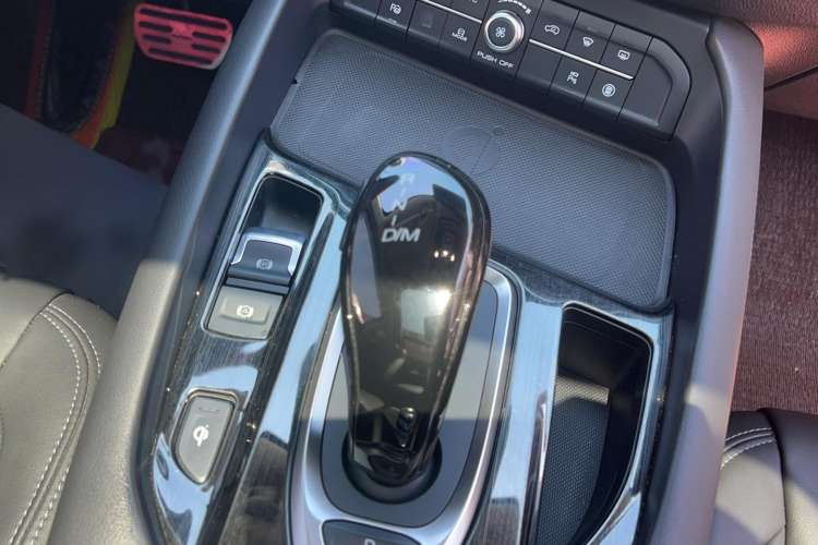 Used Haval F7 2020 1.5T Two-Wheel Drive i-Trend Gear Lever