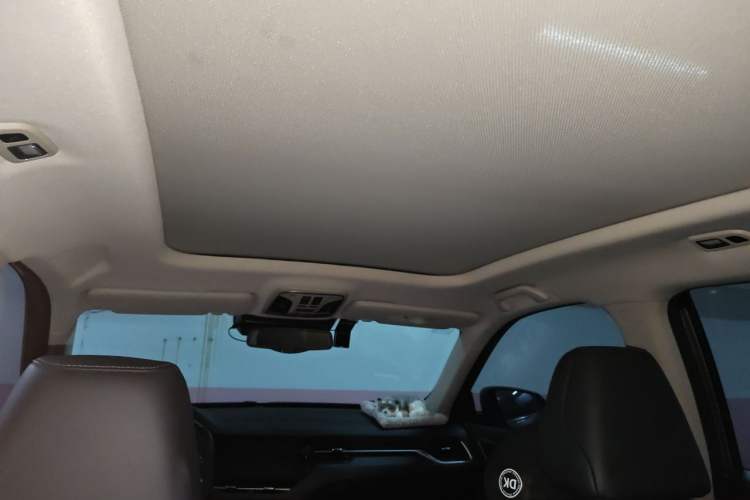 Used Haval F7 2020 2.0T All-Wheel Drive iJoy Headliner