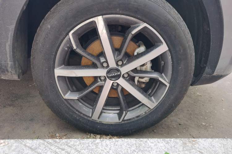 Used Haval F7 2020 1.5T Two-Wheel Drive i-Type Right Front Wheel Hub