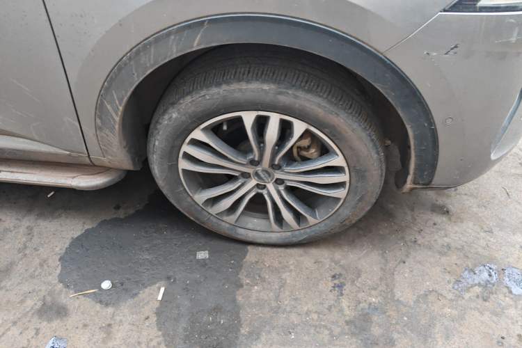 Used Haval F7 2020 2.0T All-Wheel Drive iJoy Right Front Wheel Hub