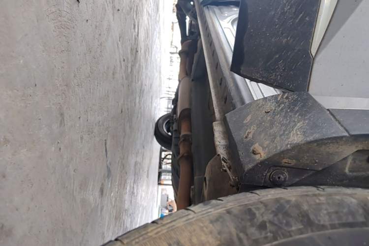 Used Haval F7 2020 1.5T Two-Wheel Drive i-Type Right Side Sill