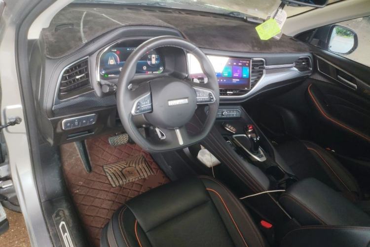 Used Haval F7 2020 2.0T Two-Wheel Drive i-Van Steering Wheel